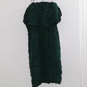 Green strapless dress